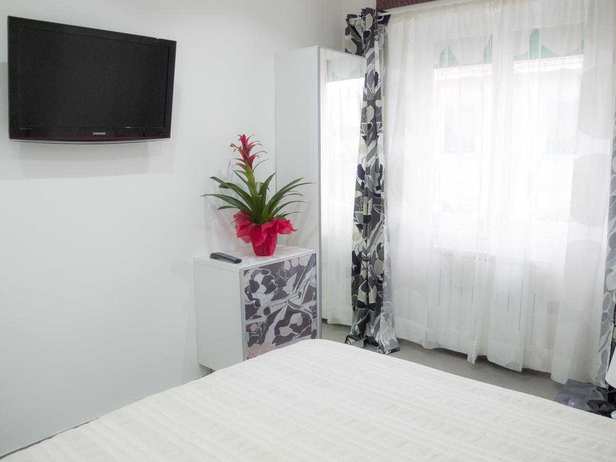 B&B Ricci Livorno Exterior photo